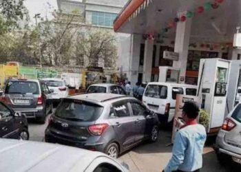 பழைய வாகனங்களுக்கு எரிபொருள் விற்பனை செய்ய தடை