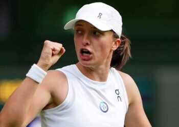 விம்பிள்டன் டென்னிஸ் : இறுதிப்போட்டிக்கு முன்னேறினார் ஸ்வியாடெக்