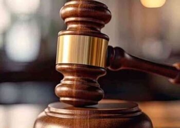 ஜொன்ஸ்டனின் ஹோட்டலைத் தாக்கியவர்களுக்கு ஒத்திவைக்கப்பட்ட சிறைத்தண்டனை