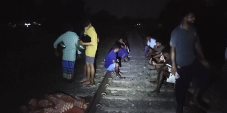 புகையிரதத்தில் மோதி நபர் ஒருவர் பலி