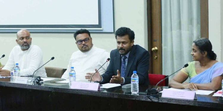 கலைகள் மற்றும் கலாசார அலுவல்கள் பற்றிய பாராளுமன்ற ஒன்றியத்தின் தலைவர் தெரிவு