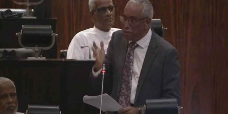 நிசாம் காரியப்பர் கூறும் பிக் பொஸ் யார்?