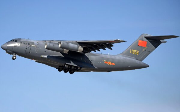 கடல் எல்லையில் சுற்றித்திரியும் சீனாவின் போர் விமானங்கள் ; உஷாரான தைவான்