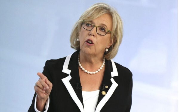 கனடிய பசுமைக் கட்சி தலைவரின் அதிரடி அறிவிப்பு