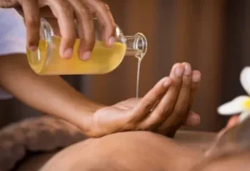 கனடாவில் மசாஜ் சிகிச்சை நிபுணரின் மோசமான செயல்