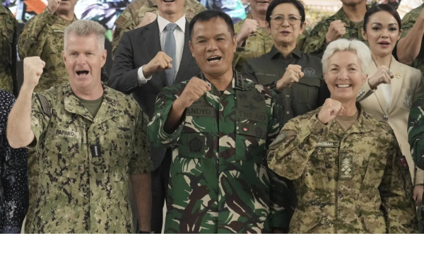 கனடாவிற்கும் இந்தோனேசியாவிற்கும் இடையில் இராணுவ ஒப்பந்தம்