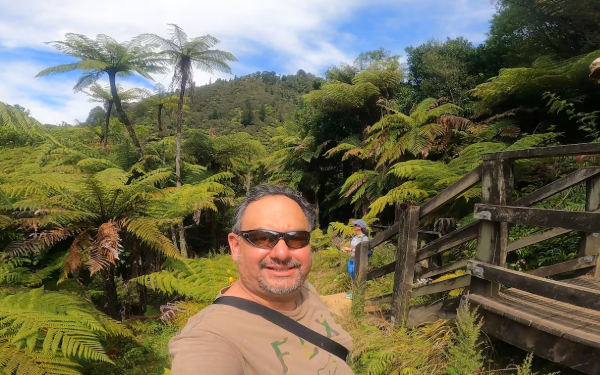 கனடாவில் 50 ஆண்டுகளின் பின்னர் வீடு திரும்பிய நபர்