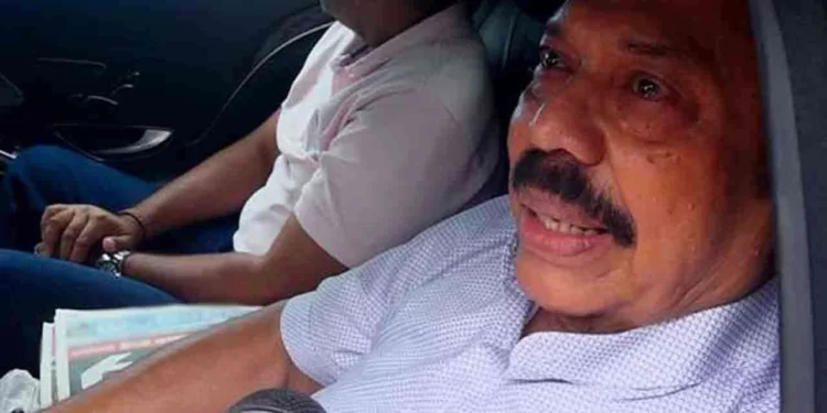 சிறையிலிருந்து வருத்தத்துடன் வௌியேறிய மஹிந்த