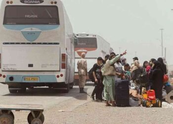 ஆப்கானிஸ்தான் பேருந்து விபத்தில் 73 பேர் பலி