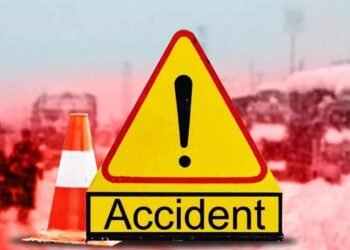 பாதையை கடக்க முற்பட்டவருக்கு நேர்ந்த பரிதாபம்