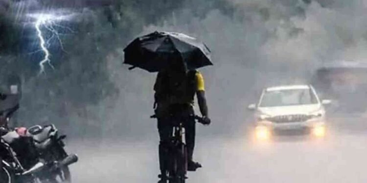 மாலை வேளையில் இடியுடன் கூடிய மழை!