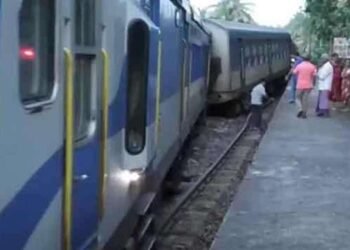 ரயில் மார்க்கத்தின் புனரமைப்பை துரிதப்படுத்த நடவடிக்கை