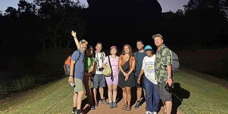 ஓகஸ்ட் மாதத்தில் 99,000ஐ தாண்டிய சுற்றுலா பயணிகள்