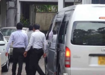 சிரேஸ்ட பொலிஸ் அத்தியட்சகர் சதீஷ் கமகே கைது