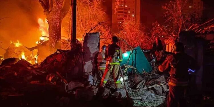 ரஷ்யாவில் உள்ள எண்ணெய் கிடங்கில் பாரிய வெடிப்பு