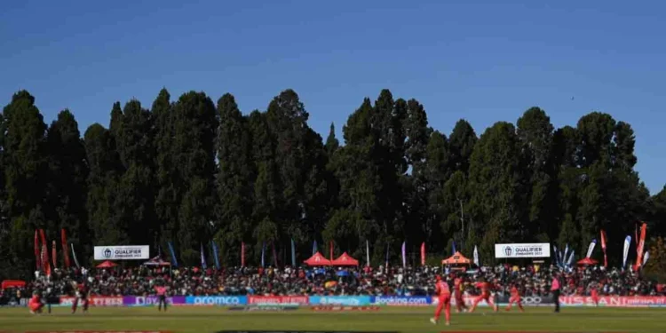 நாணய சுழற்சியில் வெற்றி பெற்ற சிம்பாப்வே