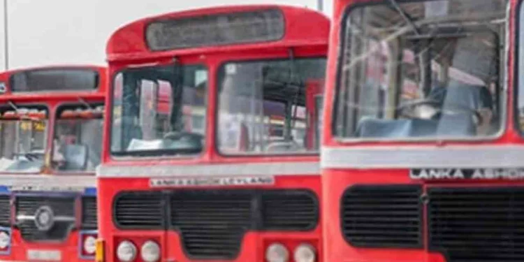 இலங்கை போக்குவரத்து சபை பேருந்து பணியாளர்கள் வேலைநிறுத்தம்