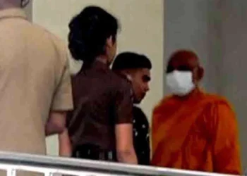 அதுரலியே ரதன தேரர் விளக்கமறியலில்