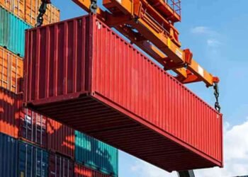 கொழும்பு துறைமுகத்தில் கொள்கலன் விழுந்து விபத்து: சாரதி உயிரிழப்பு