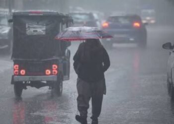 தமிழகத்தில் இன்று 21 மாவட்டங்களில் கனமழை பெய்யும்- வானிலை மையம் எச்சரிக்கை