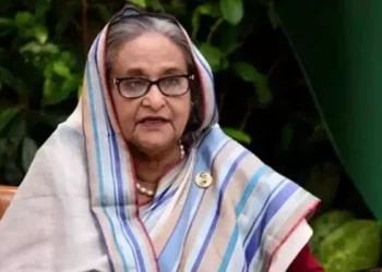 வங்காளதேசத்தில் ஷேக் ஹசீனாவின் வாக்காளர் அடையாள அட்டை முடக்கம்