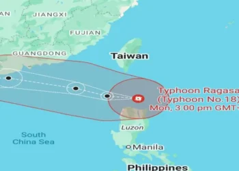 ஹொங்கொங், தெற்கு சீனாவை நோக்கி நகரும் ரகசா புயல்