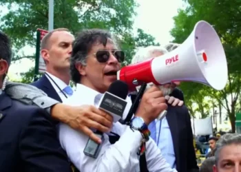 கொலம்பிய ஜனாதிபயின் விசாவை ரத்து செய்யும் அமெரிக்கா