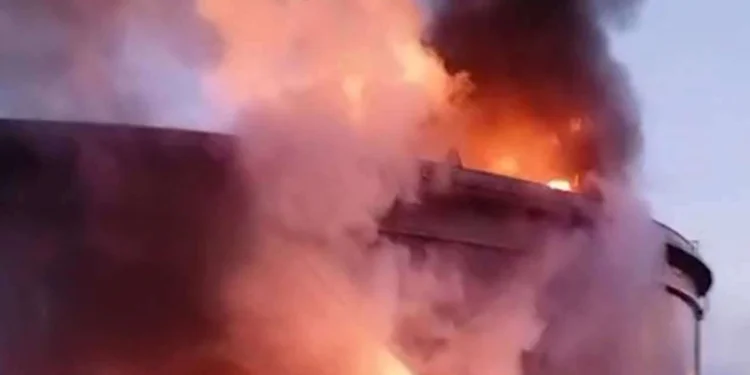 சபுகஸ்கந்த எண்ணெய் சுத்திகரிப்பு நிலையத்தில் தீ