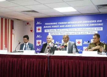 முச்சக்கர வண்டி சாரதிகளுக்கு முதலுதவி, பாதுகாப்பாக வாகனம் ஓட்டுதல் தொடர்பான பயிற்சி