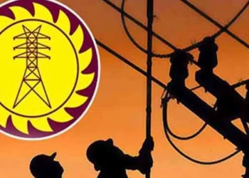 தொழிற்சங்க போராட்டத்தை தீவிரமாக்கிய இலங்கை மின்சார சபை ஊழியர்கள்