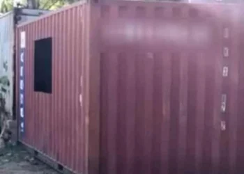 சர்ச்சைக்குரிய 323 கொள்கலன்கள் தொடர்பில் பொலிஸாரின் புதிய தகவல்