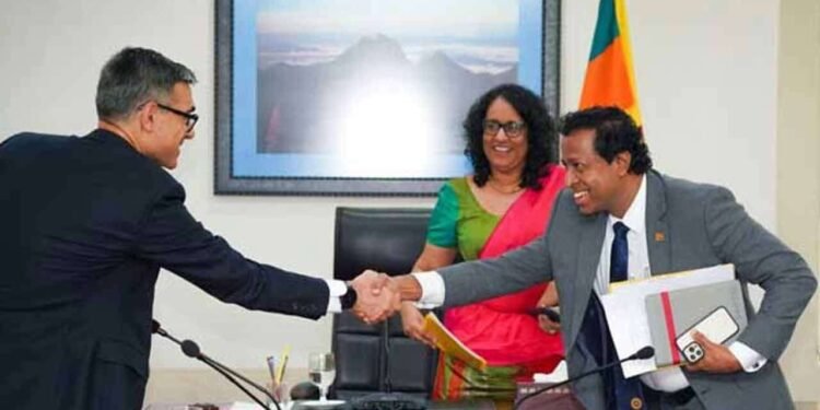 சர்வதேச நாணய நிதிய பிரதிநிதி – பிரதமர் சந்திப்பு