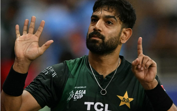 பாகிஸ்தான் கிரிக்கெட் வீரர்களுக்கு எதிராக முறைப்பாடு