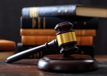 106 நீதித்துறை அதிகாரிகளுக்கு இடம்மாற்றம்