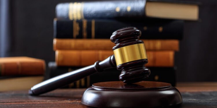 106 நீதித்துறை அதிகாரிகளுக்கு இடம்மாற்றம்