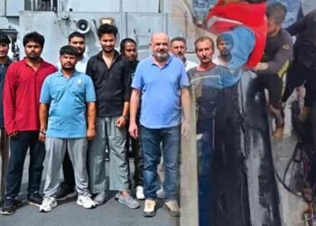 தெற்கு கடலில் செயலிழந்த வணிகக் கப்பலின் பணியாளர்கள் மீட்பு