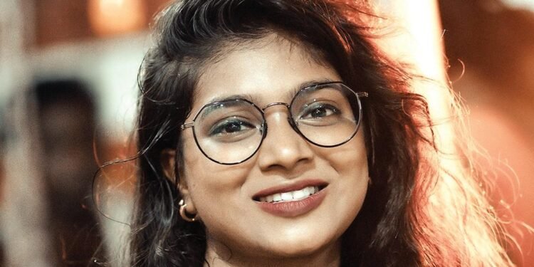 ப்ளையிங் கிஸ் கேட்ட வாட்டர்மெலன்; துடைப்பத்தை தூக்கிய VJபார்வதி; ரணகளமாகும் பிக்பாஸ் 9