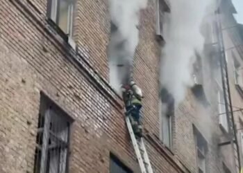 உக்ரைன் மீதான ரஷ்ய தாக்குதலில் அறுவர் உயிரிழப்பு