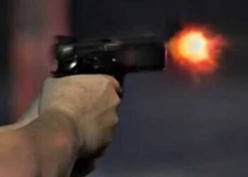 யாழில் பொலிஸ் துப்பாக்கிச் சூடு – இளைஞன் படுகாயம்!