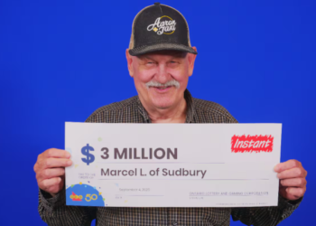 கனடாவில் சிரேஸ்ட பிரஜைக்கு கிடைத்த இரட்டை அதிர்ஸ்டம்