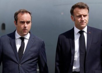 பிரான்ஸ் பிரமராக பதவி விலகிய செபாஸ்டியன் லெகோர்