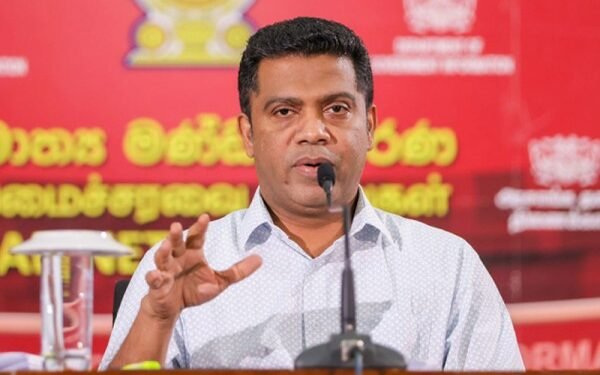 பாதாளக் குழுவுடன் தொடர்புடைய அரசியல்வாதிகள் கதறல்