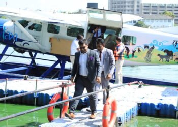 கொழும்பிலிருந்து கட்டுநாயக்க விமான நிலையத்திற்கு விமான சேவை ஆரம்பம்