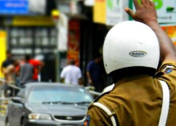 நாடளாவிய ரீதியில் சுற்றிவளைப்பு – போக்குவரத்து குற்றங்களுக்காக 4000 இற்கும் மேற்பட்டோர் கைது