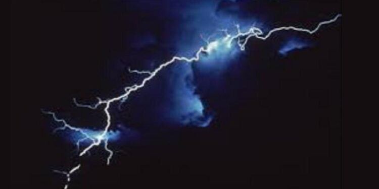 10 மாவட்டங்களுக்கு சிவப்பு எச்சரிக்கை