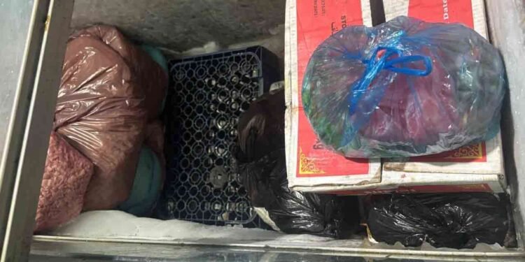 மதஸ்தலம் ஒன்றில் சுகாதார சீர்கேடான உணவகம்