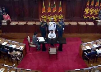 பதவியேற்ற அமைச்சரவை அமைச்சர்கள் விபரம்