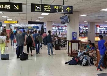 கட்டுநாயக்க விமான நிலைய Check-in நேரத்தில் மாற்றம்