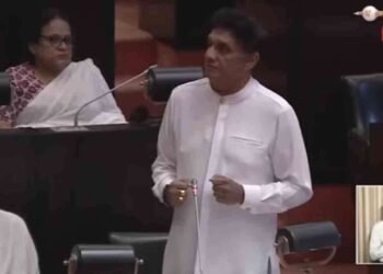 வரலாற்று பாடத்தை கட்டாய பாடமாக ஆக்குங்கள்!