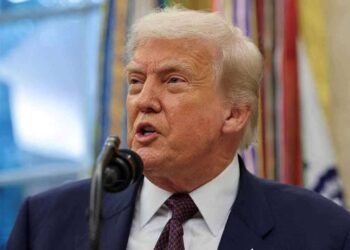 விசா கட்டணத்தை அதிகரிக்கும் ட்ரம்ப்பின் தீர்மானத்திற்கு எதிராக வழக்கு